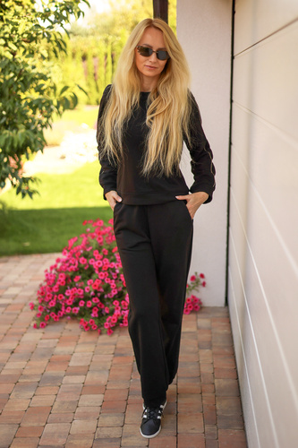 Trening de dama Maio Mirale, bumbac 95% bumbac 5% elastan, productie poloneza - set sport elegant - negru