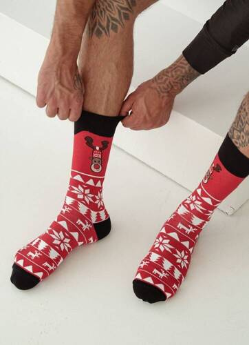 1290-022 Șosete de Crăciun cu ren norvegian pentru bărbați Milena - roșu