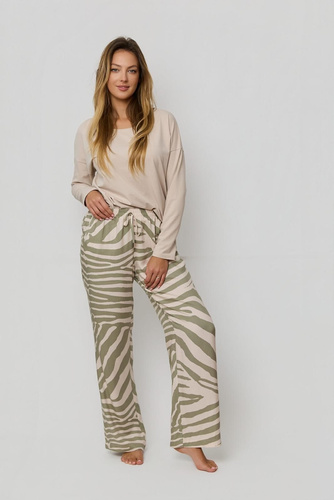 Pijamale de damă Mefemi by Nipplex Selene PX75, bej - bumbac, mâneci lungi și pantaloni cu imprimeu animal