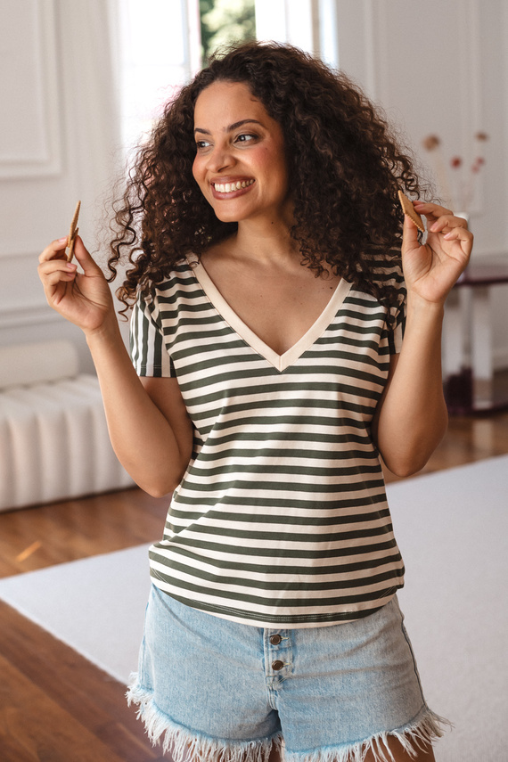 Bluză de alăptare Milk&Love Two Ways 2în1 reversibilă cu decolteu în V, culoare biscuiți-khaki