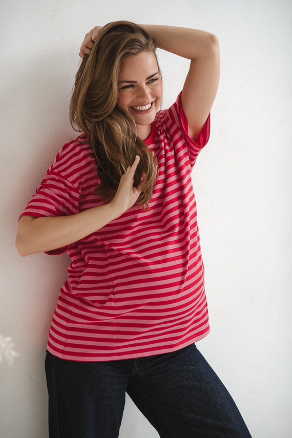 Tricou Mamahood Milk&Love pentru sarcină și alăptare, dungi roșii și roz – confortabil și elegant