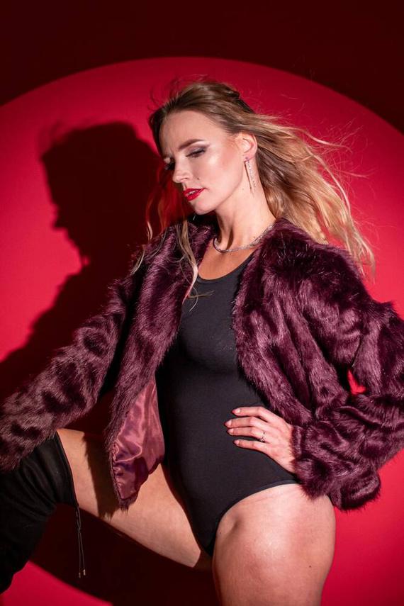 805 Chloe Body cu mânecă lungă pentru femei de la De Lafense - negru