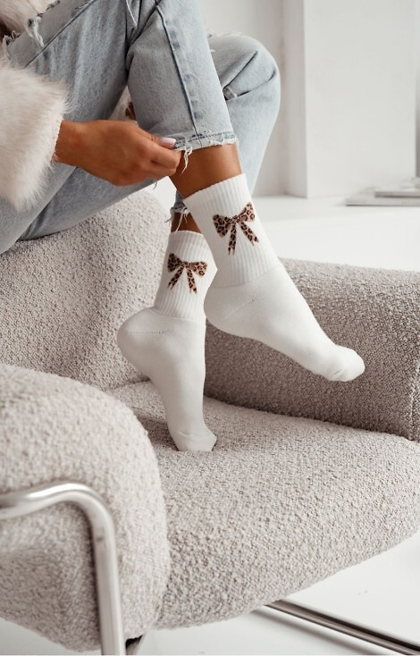 0118-014 Șosete de damă Milena ecru din bumbac, cu fundă, călduroase