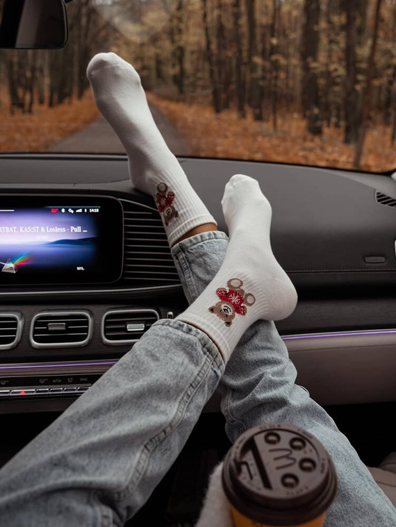 0200-132 Ursuleț în pulover Crăciun șosete damă Milena - ecru