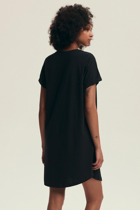 Cămașă de noapte 43729 Dairoku Henderson neagră – bumbac, mâneci scurte, croială confortabilă