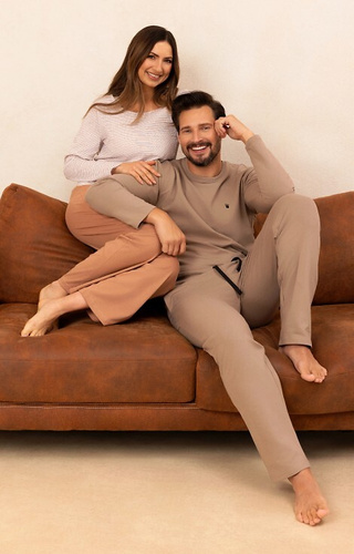 715 Pijamale de dama Regina bej - bumbac, tricou cu dungi cu buzunar