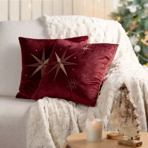 Cap. 259 Față de pernă Eurofirany de Crăciun – catifea bordo cu stea șampanie