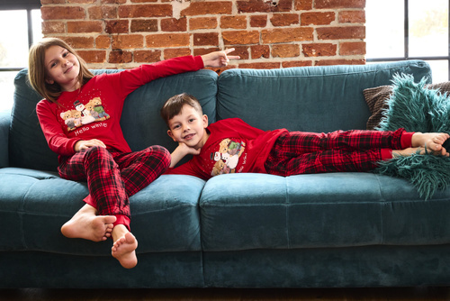 594/185 592/185 Pijamale de iarnă Cornette pentru fete - Crăciun, roșu, bumbac