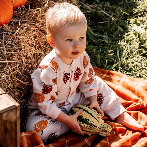 Salopă pentru copii Eevi Halloween – ecru, dovleci, fără picioare, bumbac