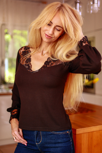 Laila - bluza de dama eleganta din vascoza cu dantela | Producătorul polonez Mirale