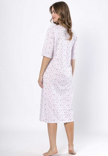 Cămașă de noapte din bumbac Leveza 1638 Dioniza alb și liliac – cu mânecă scurtă, confortabilă și feminină