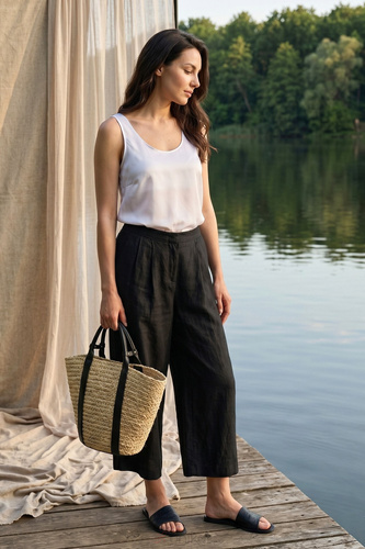 Unikat Thea top damă alb satinat, bluză elegantă cu bretele
