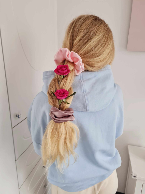 GS Scrunchie banda de păr din satin Marija - roz