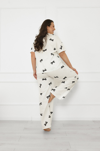 Pijama de damă Figaro - ecru, bumbac, mânecă scurtă + pantaloni lungi Italian Fashion  