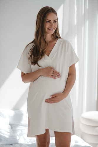 Cămașă de noapte pentru maternitate și alăptare Moon Milk&Love – viscoză crem, oversize | Calitate poloneză