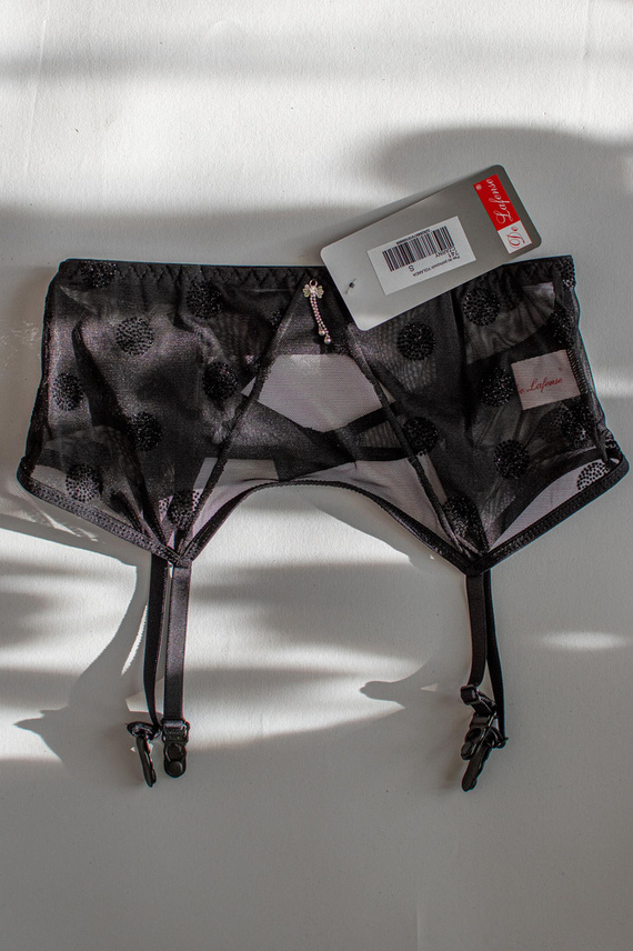 741 Yolanda jartieră De Lafense- negru