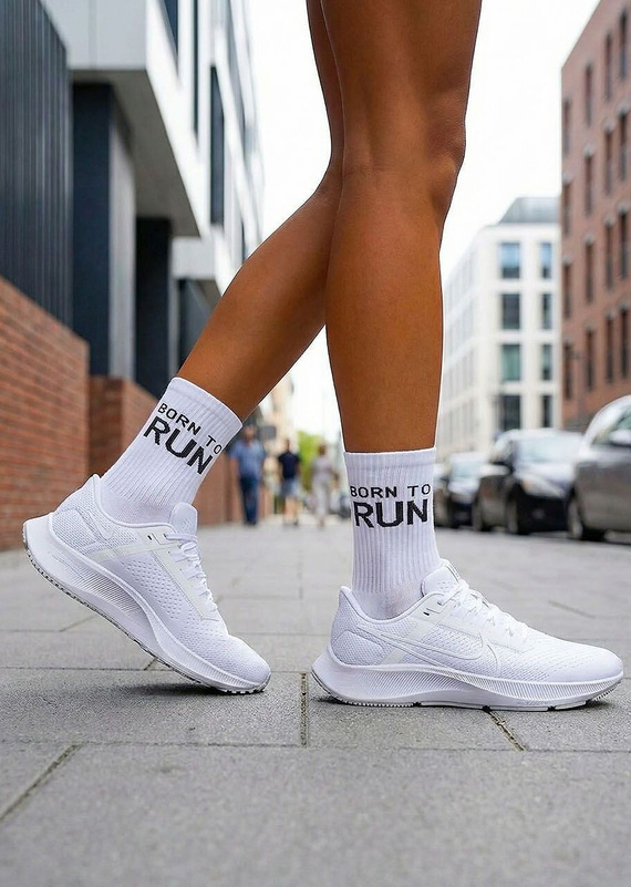 Șosete damă din bumbac Milena Born To Run 0200-225 – cu nervuri