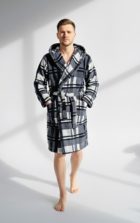 Halat Bărbătesc De Lafense 034 cu Glugă – Moale, Călduros și Confortabil pentru Acasă