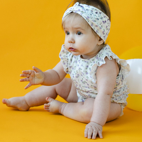 Meadow Body de muselina pentru copii cu bretele ecru si flori Eevi | Ușoare și aerisite pentru vară