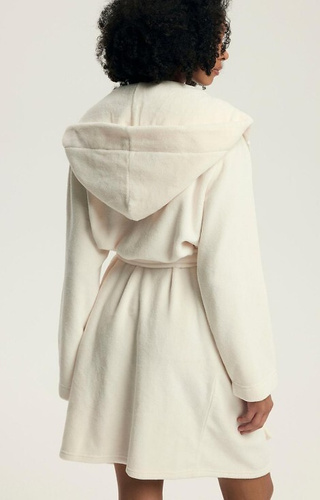 43599 Halat de baie cu glugă Darlan pentru femei, culoare crem Henderson – moale, ușor, peste genunchi