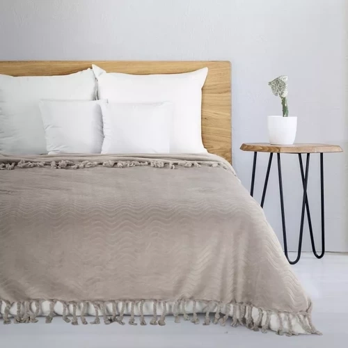 Emma Patura cuvertura de pat cu franjuri Eurodraperii bej