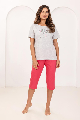 Pijama Damă Regina 732 din 100% Bumbac – Tricou cu Dungi și Imprimeu, Mânecă Scurtă, Pantaloni 3/4, Confort Natural
