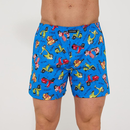 Boxeri bărbați Cornette Classic 001/185 011/185 Vespa  – 100% bumbac, croială lejeră, șliț cu nasture, confort zilnic