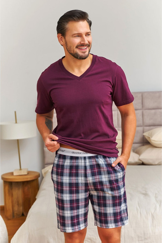 Pijamale bărbați Doctor Nap 7476 bordo, bumbac, carouri, decolteu în V