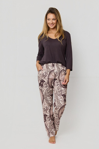 Pijamă damă Iris PU83 Mefemi by Nipplex – bluză fină din vâscoză 3/4 cu decolteu în V + pantaloni lungi din bumbac cu imprimeu oriental, set premium