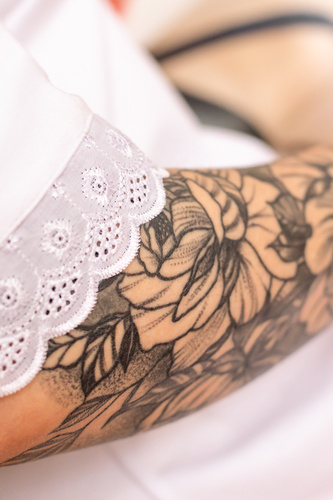 34DB Peonia Cămașă de noapte pentru femei – albă cu dantelă Marija, 100% bumbac